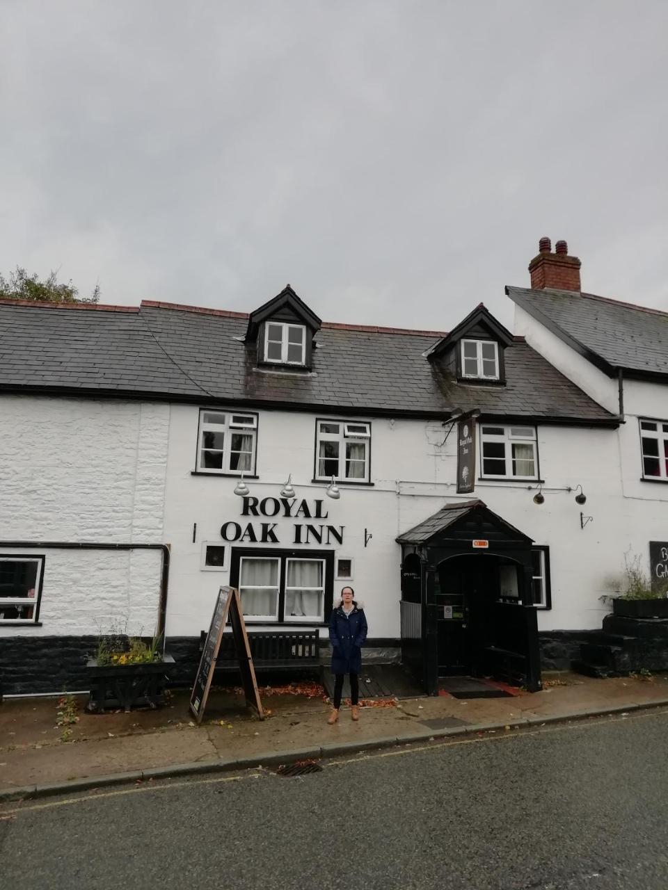 The Royal Oak Hotel Kington  Exterior photo